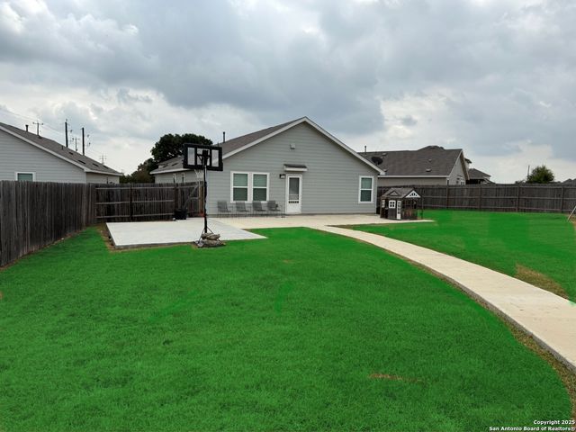 8323 DOVERS DEN, San Antonio, TX 78253