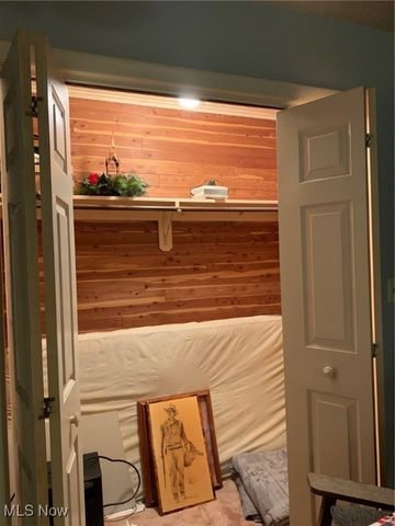 748 Commerce Street, Wellsburg, WV 26070