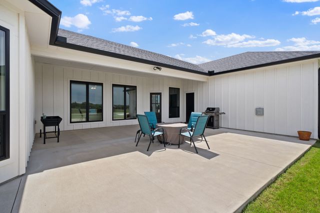 140 Lone Elm Road, Waxahachie, TX 75167