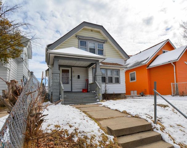 3448 N 1st STREET, Milwaukee, WI 53212