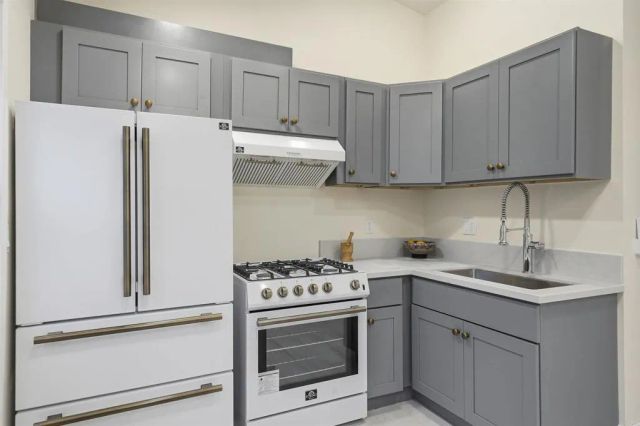 462 Emerson Street, Chula Vista, CA 91911