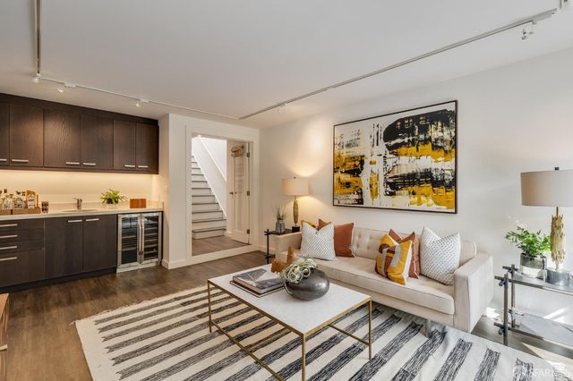 67 Rudden Avenue, San Francisco, CA 94112