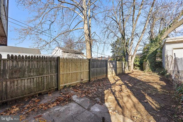1715 W 8TH ST, Wilmington, DE 19805