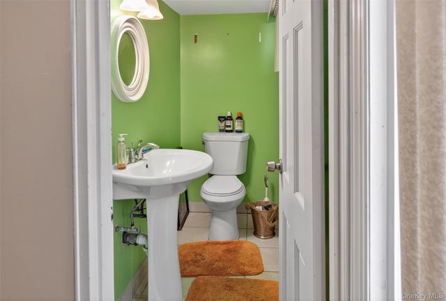 815 Iris Place, West Hempstead, NY 11552