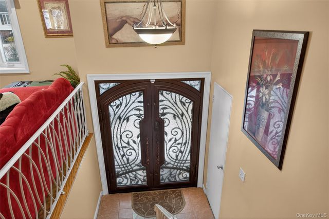 815 Iris Place, West Hempstead, NY 11552