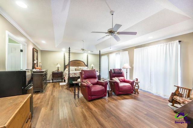 422 Wexford Cir, Bonaire, GA 31005