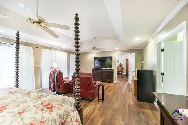 422 Wexford Cir, Bonaire, GA 31005