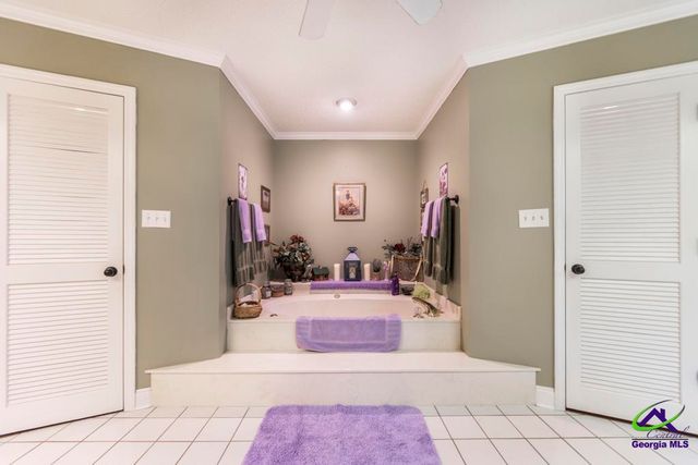 422 Wexford Cir, Bonaire, GA 31005