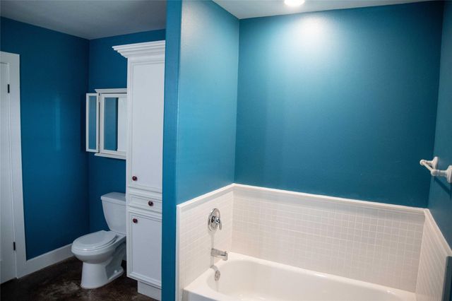 203 S Gisler Street, Austwell, TX 77950