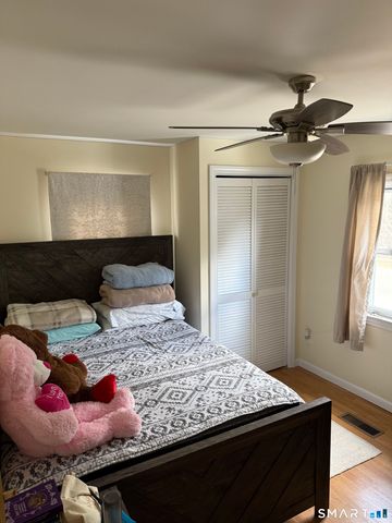 17 Henry Street, Bethel, CT 06801