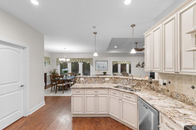 804 Helms Way, Conway, SC 29526