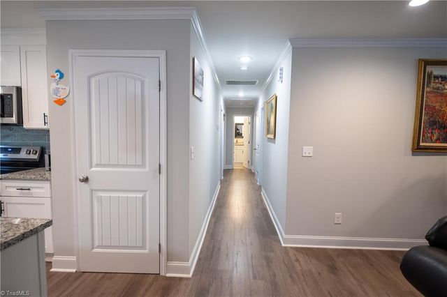 198 Quail Drive, Winston-salem, NC 27105