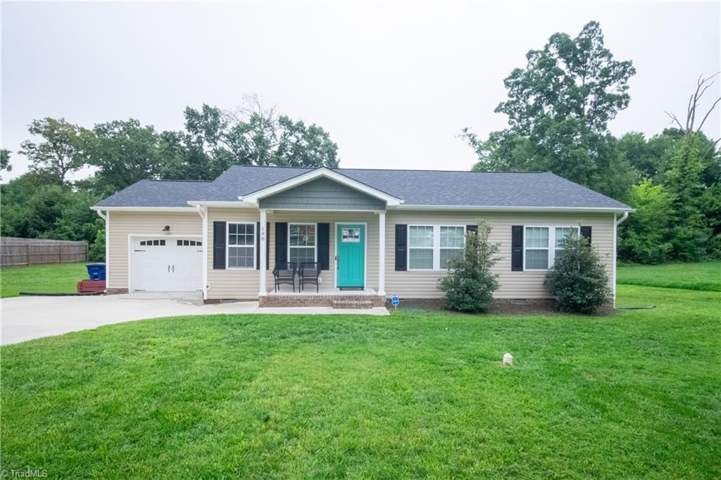198 Quail Drive, Winston-salem, NC 27105