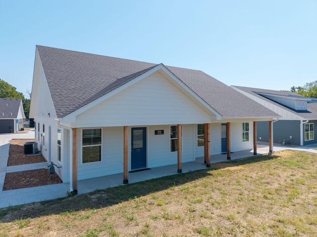 604 N PROVIDENCE RD 102, Columbia, MO 65203