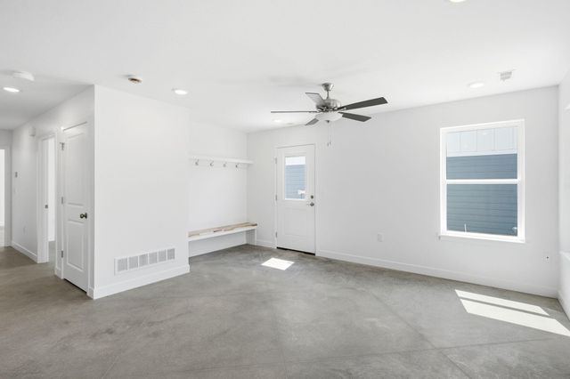604 N PROVIDENCE RD 102, Columbia, MO 65203