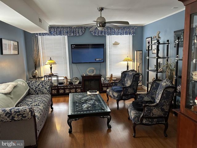 815 SCOTT ST, Baltimore, MD 21230