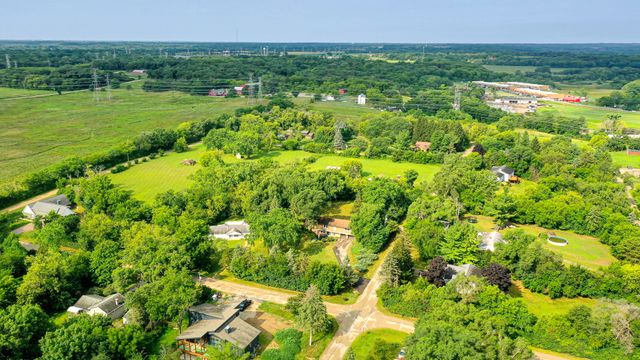 1909 Louise Street, Crystal Lake, IL 60014