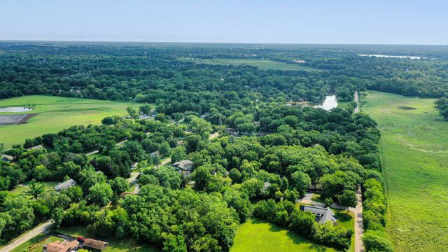 1909 Louise Street, Crystal Lake, IL 60014