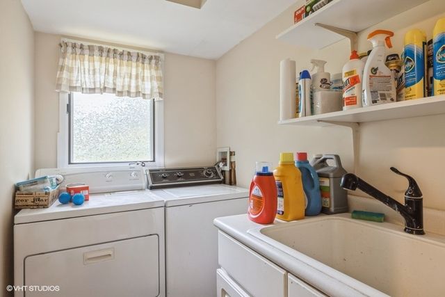 1909 Louise Street, Crystal Lake, IL 60014