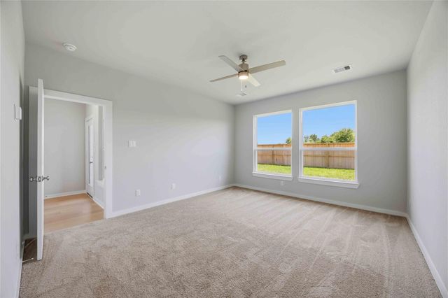 806 Mockingbird Passage Drive, Beasley, TX 77417