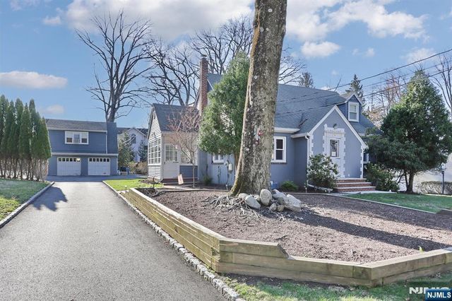 33 4th Street, Park Ridge, NJ 07656