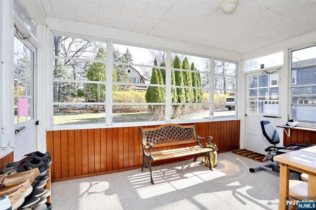 33 4th Street, Park Ridge, NJ 07656