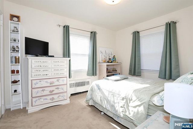 33 4th Street, Park Ridge, NJ 07656