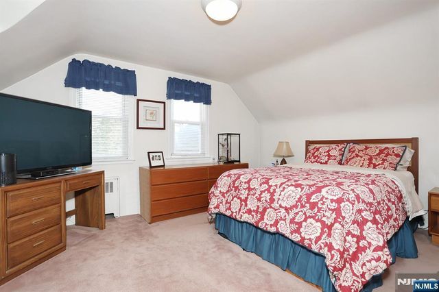 33 4th Street, Park Ridge, NJ 07656