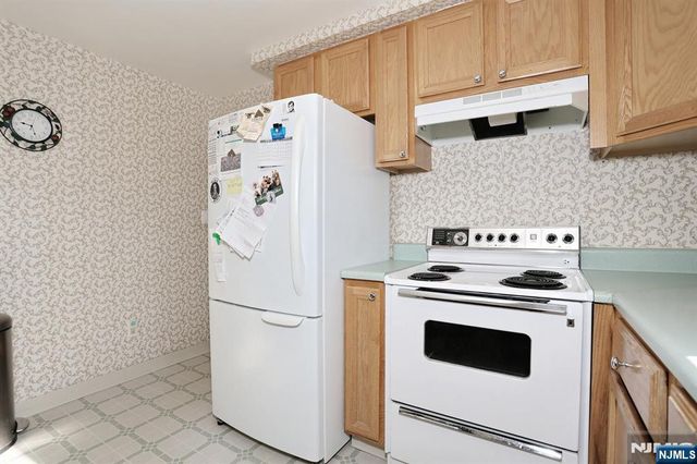 33 4th Street, Park Ridge, NJ 07656