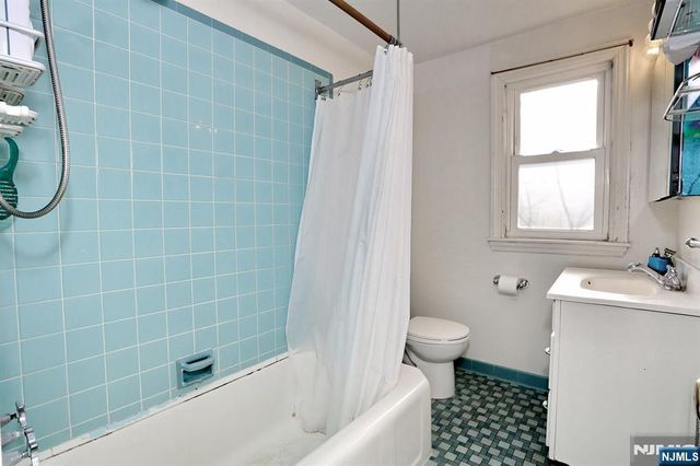 33 4th Street, Park Ridge, NJ 07656