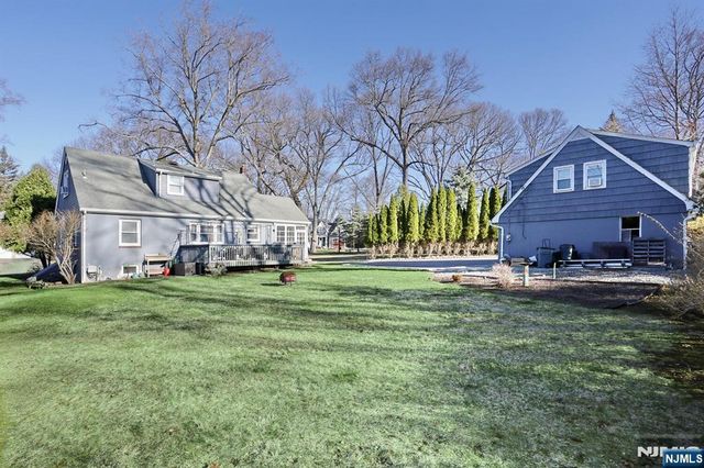 33 4th Street, Park Ridge, NJ 07656