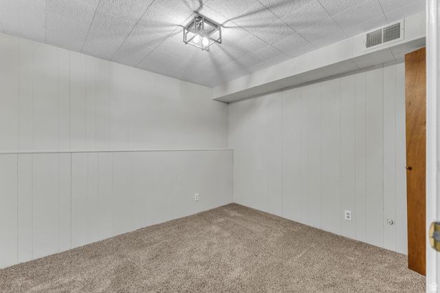 840 N 325 W, Bountiful, UT 84010