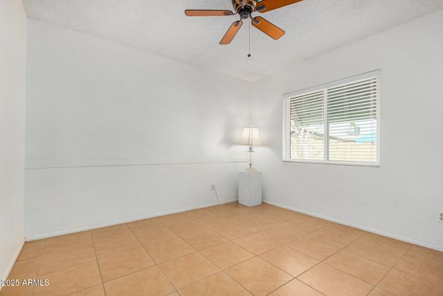 6720 W MEDLOCK Drive, Glendale, AZ 85303