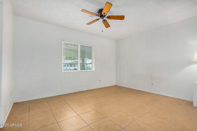 6720 W MEDLOCK Drive, Glendale, AZ 85303