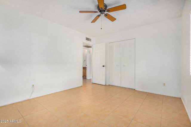 6720 W MEDLOCK Drive, Glendale, AZ 85303