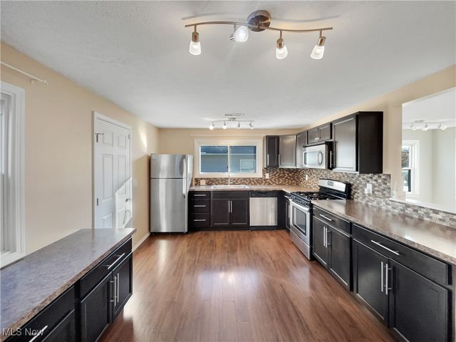 3835 E 364th Street, Willoughby, OH 44094