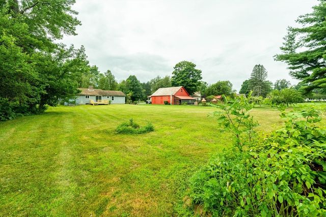 24 Old Amherst Rd, Sunderland, MA 01375