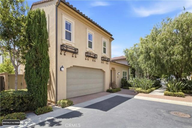 210 Mantle, Irvine, CA 92618
