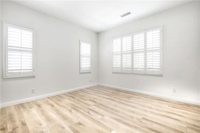 210 Mantle, Irvine, CA 92618