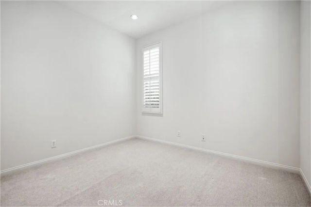 210 Mantle, Irvine, CA 92618
