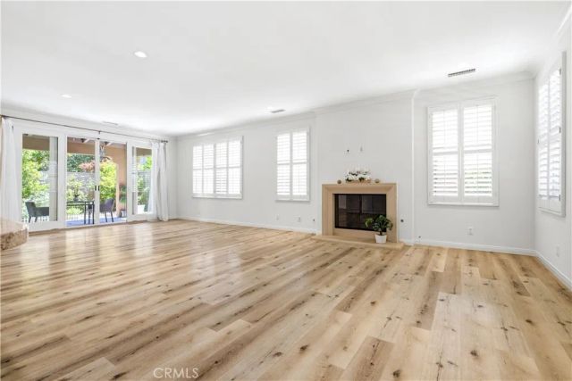 210 Mantle, Irvine, CA 92618