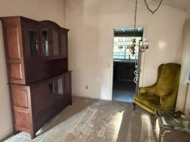 5324 N Vernal Avenue, Fresno, CA 93722
