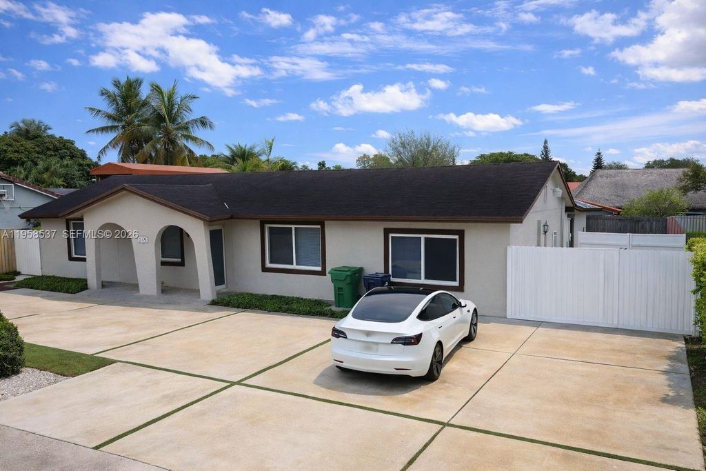 5114 SW 133rd Ct Dr A, Miami, FL 33175