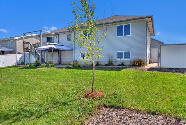 2756 Autumn Drive, Crown Point, IN 46307