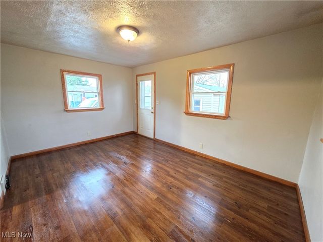 546 Grace Street, Hubbard, OH 44425