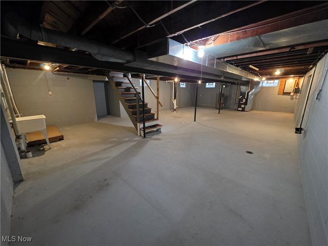 546 Grace Street, Hubbard, OH 44425