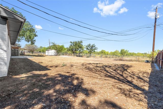 3818 Crestridge Drive, Brownwood, TX 76801