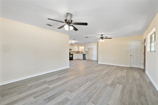 3818 Crestridge Drive, Brownwood, TX 76801