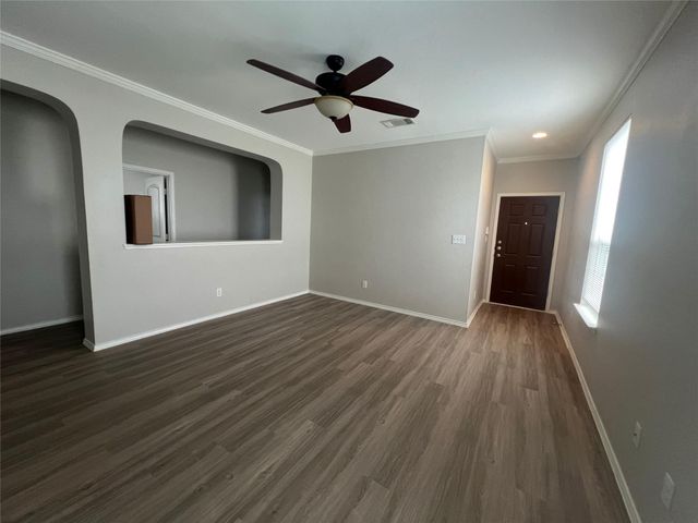 510 New Bridge DR, Kyle, TX 78640