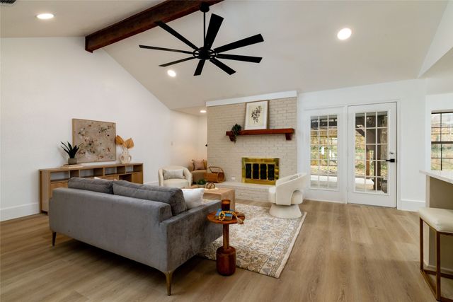 21 Cliffside Drive, Edgecliff Village, TX 76134